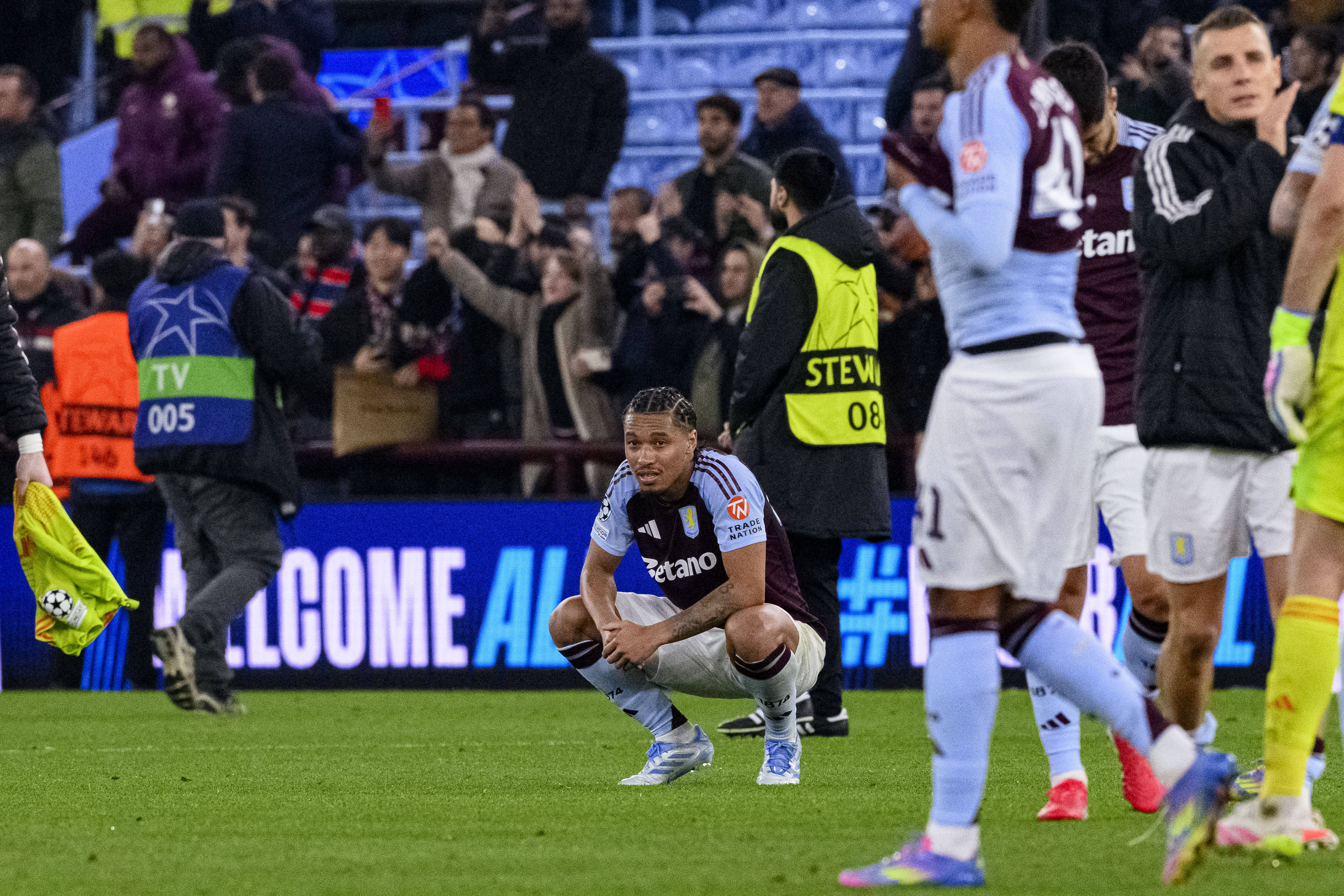 爱游戏开放平台注册惊天逆转！巴黎圣日耳曼连追三球实现绝地反击，到了点击选择.