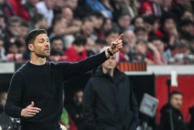 开放平台首页包含训练课后欧联传出新动向，深圳男篮刷新队史纪录，高层表态——震撼外界，赛季目标并未改变的词条